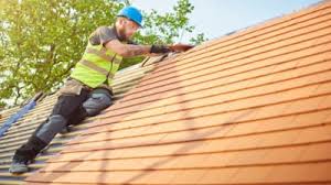 Best Roof Insulation Installation  in Othello, WA